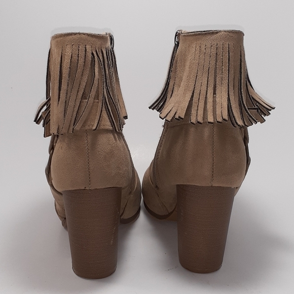 Achi Tan Ankle Booties With Fringe Size 6 - Picture 4 of 6